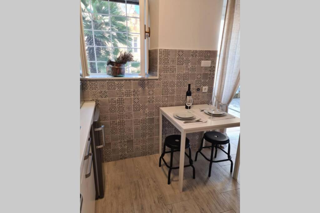 Studio Apartment Marella Vis Kültér fotó